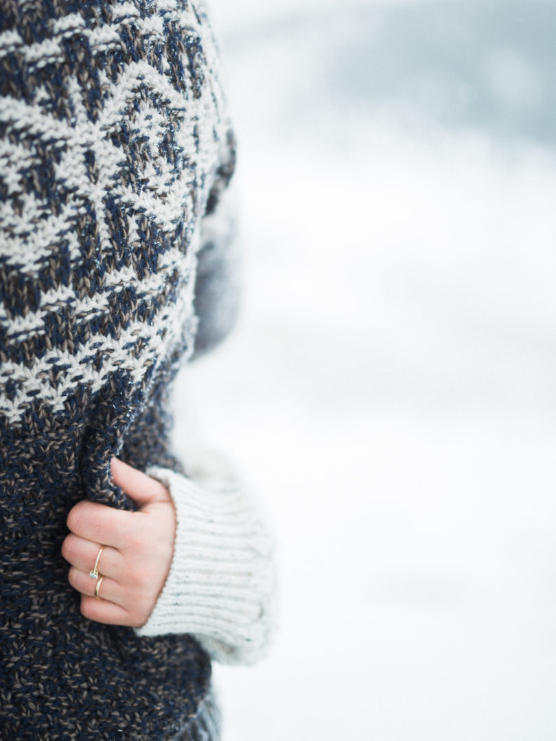 Capyture - Une seance engagement sous la neige - La mariee aux pieds nus