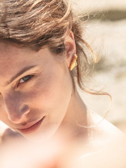 Céline de Monicault lance sa première collection de bijoux pour les mariées - Blog mariage : La mariée aux pieds nus