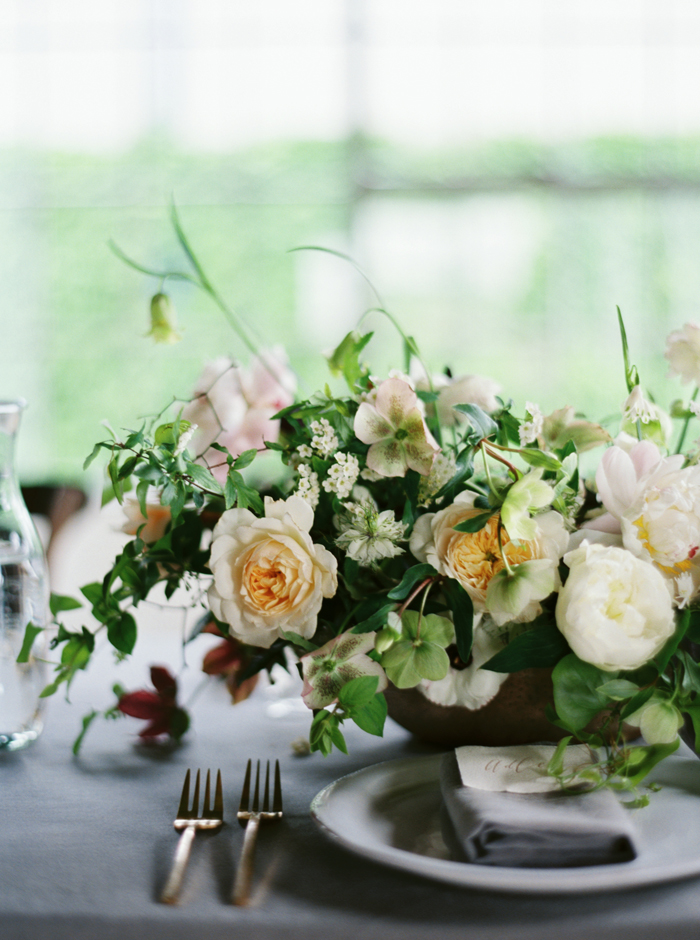 Comment imaginer votre décor de table - Un article à découvrir sur le blog mariage www.lamarieeauxpiedsnus.com