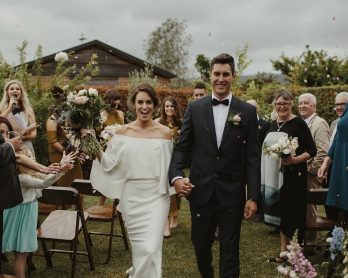7 conseils pour organiser une cérémonie laïque bilingue - Blog mariage : La mariée aux pieds nus et Pour une cérémonie - Photos : Danelle Bohane
