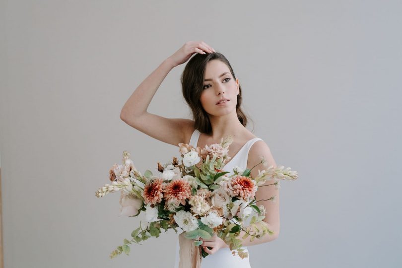 Bien choisir et porter votre bouquet de mariée - Botanique Bazar - Blog mariage : La mariée aux pieds nus