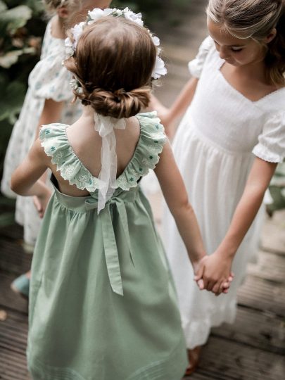 Choisir les tenues des enfants d'honneur de votre mariage - La nouvelle collection de Cyrillus - Blog mariage : La mariée aux pieds nus