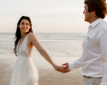 Comment organiser son mariage de A à Z ? - Blog mariage : La mariée aux pieds nus - Photo : Rockn'Brides