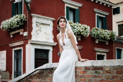 Constance Fournier - Robes de mariée - Collection 2017 - A découvrir sur le blog mariage www.lamarieeauxpiedsnus.com