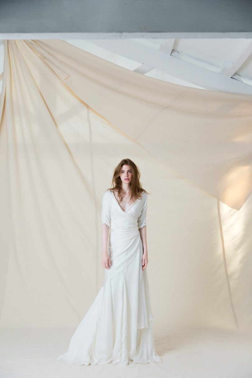 Cortana - Robes de mariée - Blog mariage : La mariée aux pieds nus
