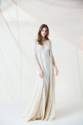 Cortana - Robes de mariée - Blog mariage : La mariée aux pieds nus