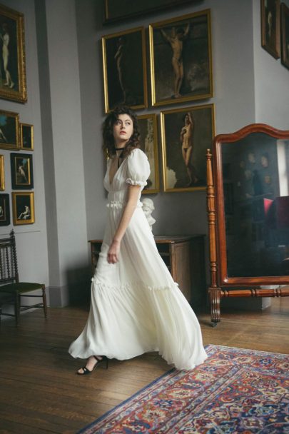 Daphné Bloc - Robes de mariée - Collection 2023 - Photos : Marianna Troiani - Blog mariage : La mariée aux pieds nus