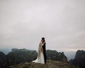 Un elopement boho dans les montagnes - Photos : Days Made of Love - A découvrir sur le blog mariage La mariée aux pieds nus
