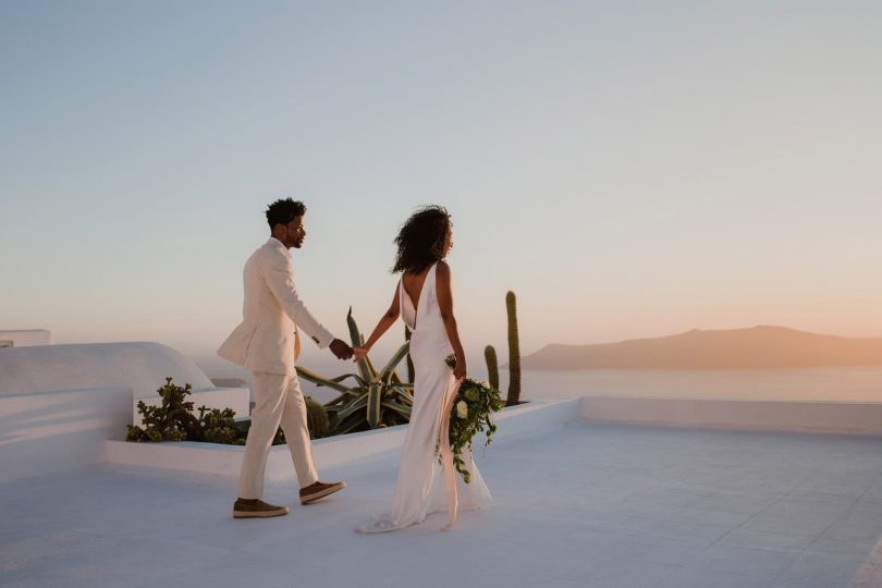 Une elopement sur l'île de Santorin - Photos : Days Made Of Love - Blog mariage : La mariée aux pieds nus