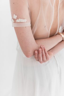 Delicate woman - Un mariage en rose et blanc - Photos : Chloé Fayollas - Blog mariage : La mariée aux pieds nus