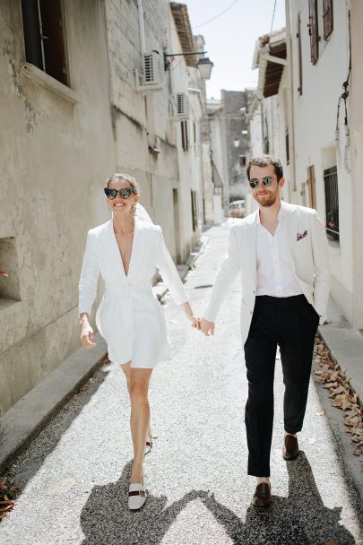 Les démarches administratives à faire après le mariage - Blog mariage : La mariée aux pieds nus - Photos : Pinewood Weddings