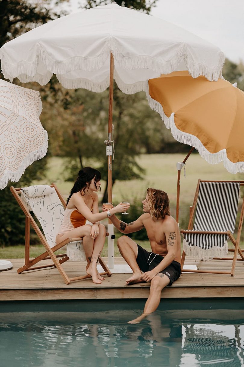 Un elopement au Coco Barn Wood Lodge près d'Hossegor dans les Landes - Photos : The Quirky - Blog mariage : La mariée aux pieds nus