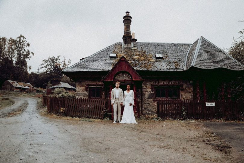 Un mariage en petit comité en Ecosse - Photos : Blossom and Co - Blog mariage : La mariée aux pieds nus