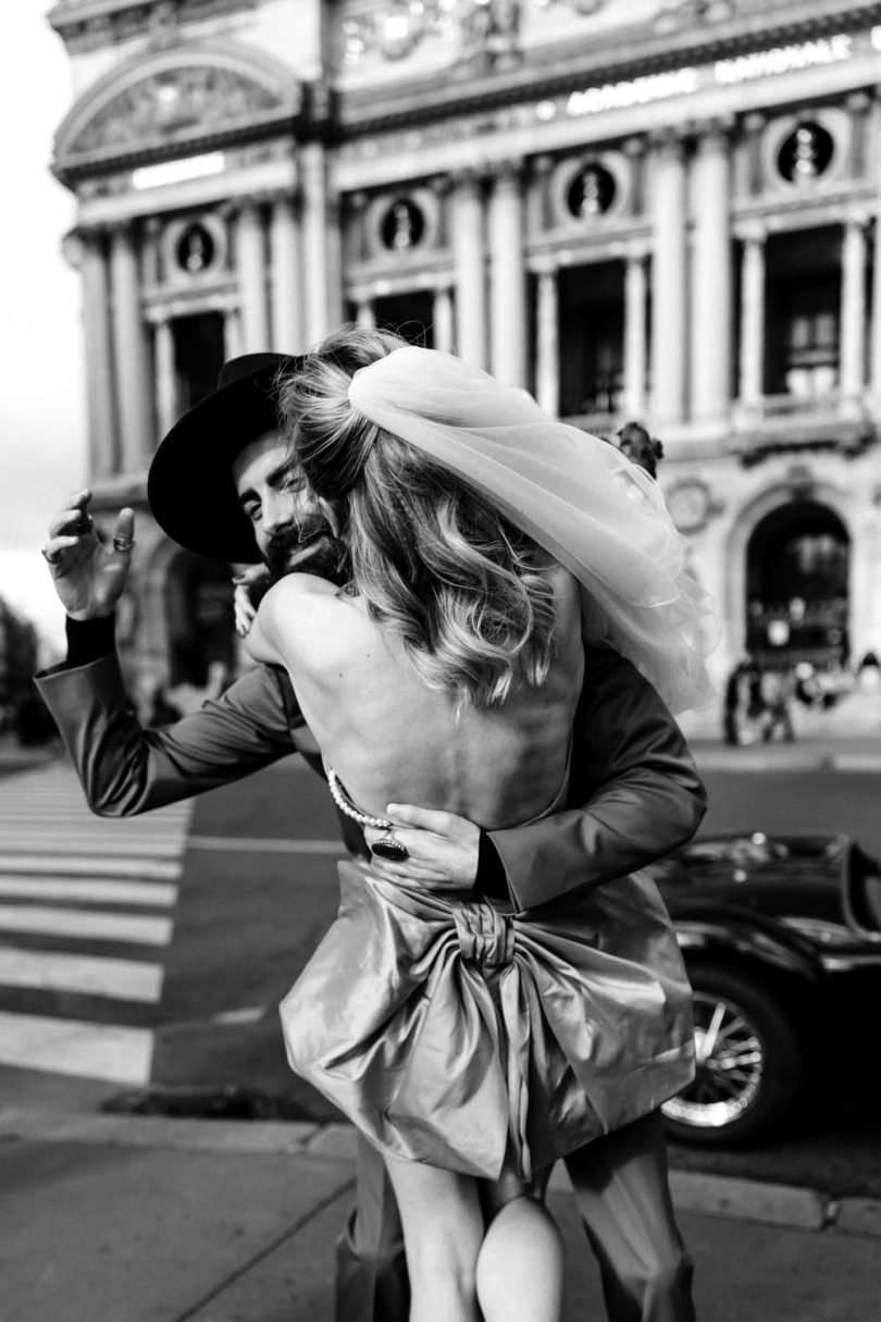 Un elopement à Paris - Photos : Hà Nguyen - Croquez la pomme ! - Blog mariage : La mariée aux pieds nus