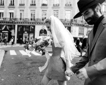 Un elopement à Paris - Photos : Hà Nguyen - Croquez la pomme ! - Blog mariage : La mariée aux pieds nus
