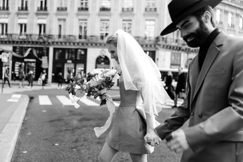 Un elopement à Paris - Photos : Hà Nguyen - Croquez la pomme ! - Blog mariage : La mariée aux pieds nus