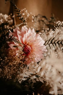 Un elopement en forêt - Photos : Klem Photographie - Décoration : Majenia - Blog mariage : La mariée aux pieds nus