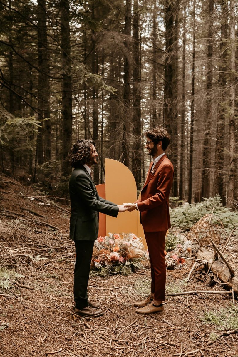 Un elopement en forêt - Photos : Klem Photographie - Décoration : Majenia - Blog mariage : La mariée aux pieds nus