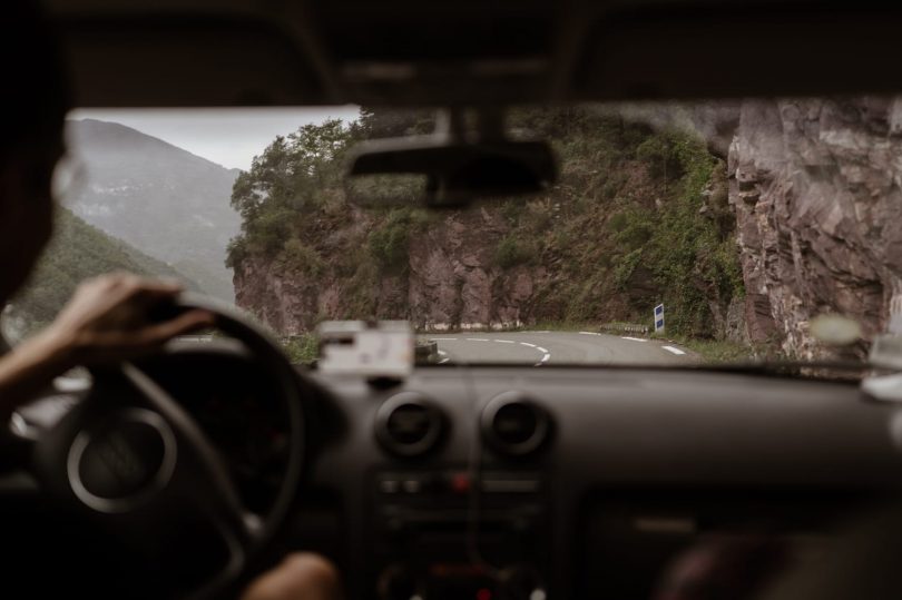 Un elopement dans le Mercantour - Photos : Marie Dubrulle - Blog mariage : La mariée aux pieds nus