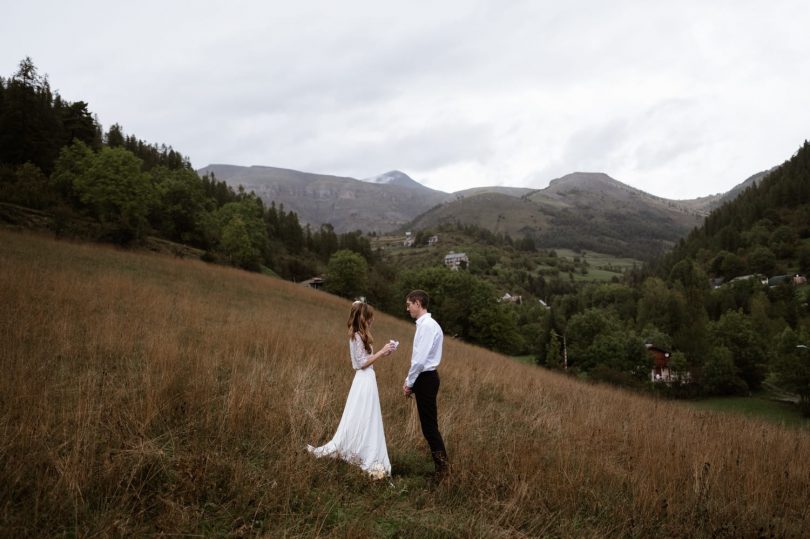 Un elopement dans le Mercantour - Photos : Marie Dubrulle - Blog mariage : La mariée aux pieds nus