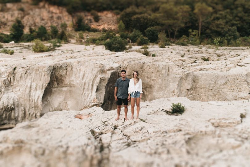 Une séance engagement en Ardèche - Photos : Neupap Photography - A découvrir sur le blog mariage La mariée aux pieds nus