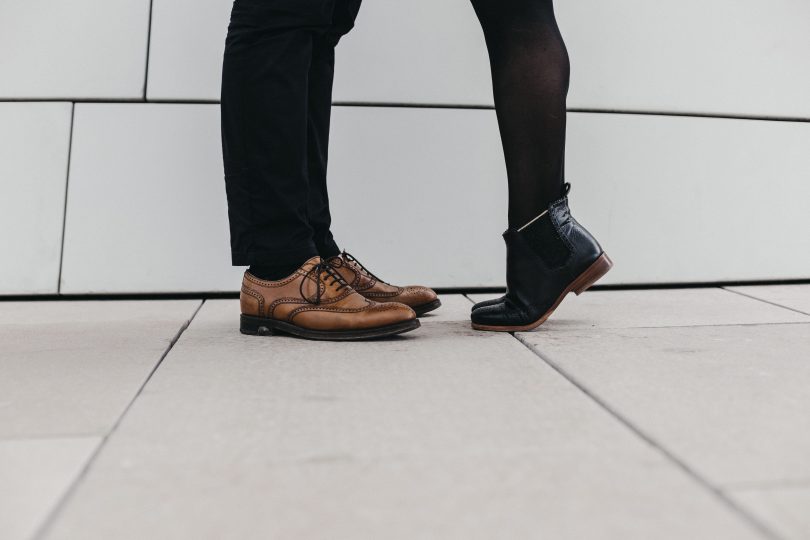 Une séance engagement à la Fondation Louis Vuitton - Photos : Warren Lecart - Blog mariage : La mariée aux pieds nus