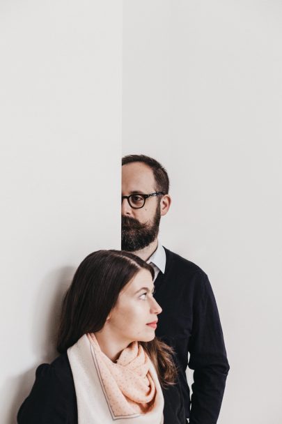 Une séance engagement à la Fondation Louis Vuitton - Photos : Warren Lecart - Blog mariage : La mariée aux pieds nus