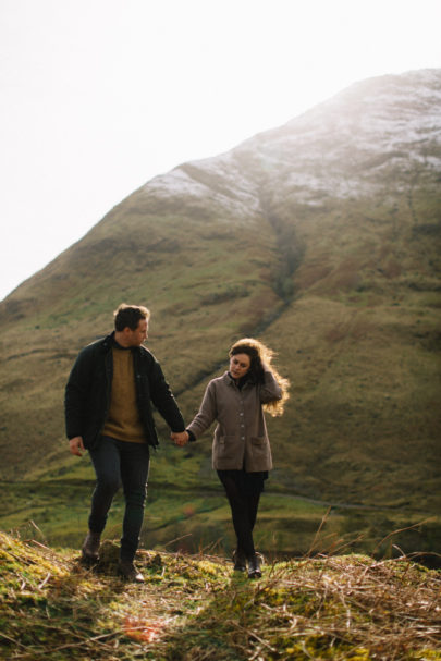 Alain M - Une séance engagement nature à Glencoe en Ecosse - La mariée aux pieds nus