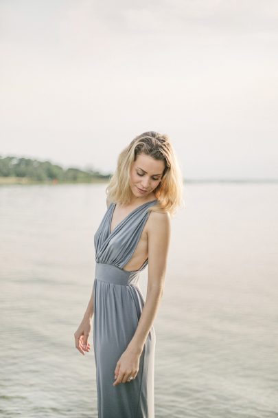 Une séance engagement sur le Lac de Sanguinet - Photos : Jade Sequeval - A publier sur le blog mariage www.lamarieeauxpiedsnus.com