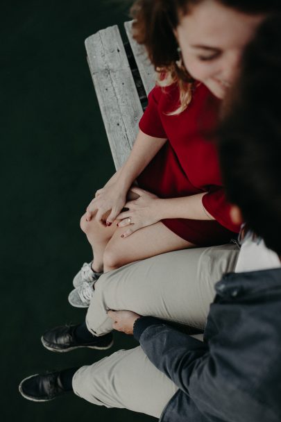 Une séance engagement au bord d'un lac - Photos : Matterhorn Photography - Blog mariage : La mariée aux pieds nus