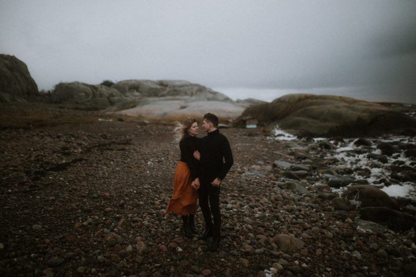 Une séance engagement en Norvège - Photos : Emilia and Valentin - Blog mariage : La mariée aux pieds nus