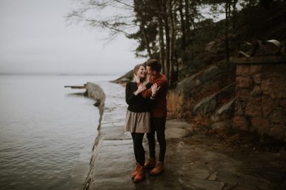 Une séance engagement en Norvège - Photos : Emilia and Valentin - Blog mariage : La mariée aux pieds nus