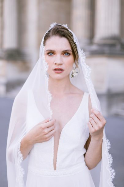 Fanny Sathoud - Robes de mariée - Collection 2021 - Photos : Milo Photographie - Blog mariage : La mariée aux pieds nus