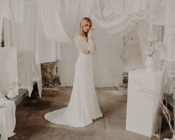 Gisèle & Simone - Robes de mariée - Collection 2022 - Photos : Roxane Nicolas - Blog mariage : La mariée aux pieds nus