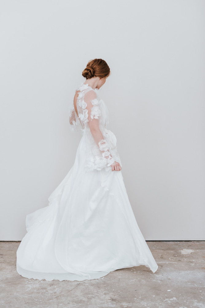 Isabella Boutin - Robes de mariée - Collection 2020 - Photos : Chloé Lapeyssonnie - Blog mariage : La mariée aux pieds nus