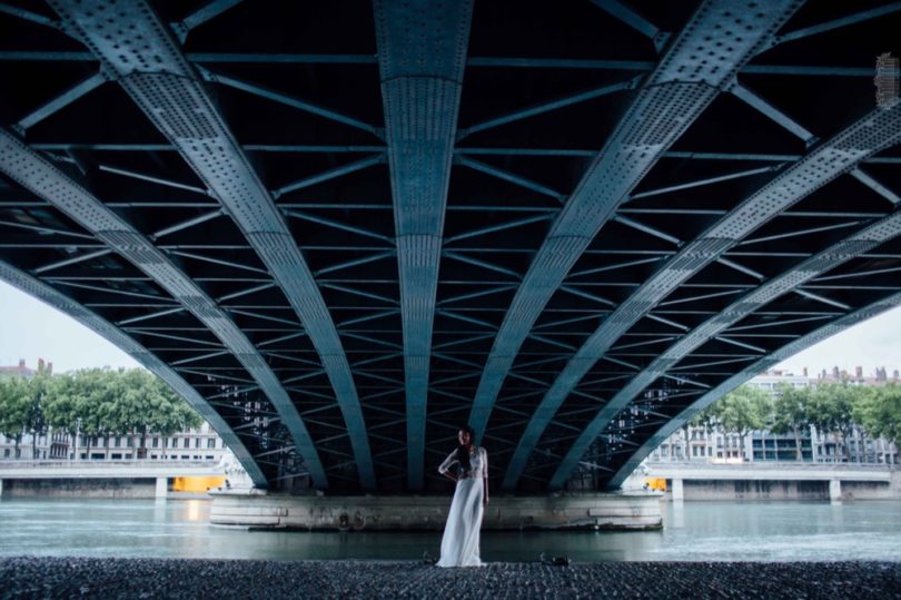 Caroline Quesnel - Robes de mariée - Lyon - Collection 2016 - La mariée aux pieds nus