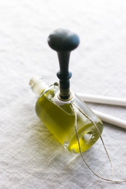 Petite Bouteille Vide Pour L'huile D'olive Avec Bouchon De Liège
