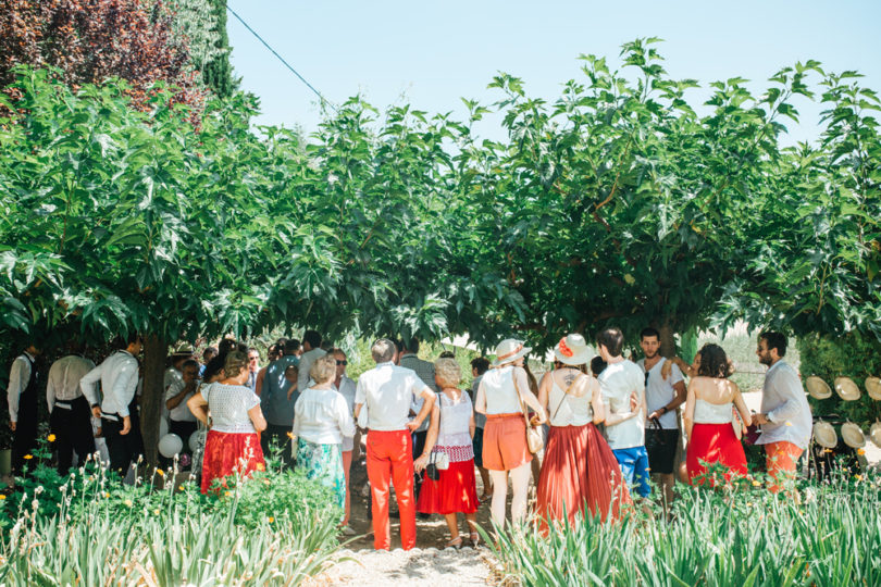 La mariée aux pieds nus - Un mariage simple et champêtre dans le Var - Photos : Karimage