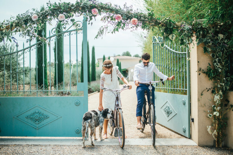 La mariée aux pieds nus - Un mariage simple et champêtre dans le Var - Photos : Karimage