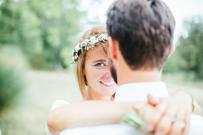 La mariée aux pieds nus - Un mariage simple et champêtre dans le Var - Photos : Karimage