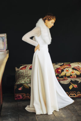 La mariée aux pieds nus - Maison Floret - Robes de mariée - Collection 2017 - Modèle : Lens et Trevor