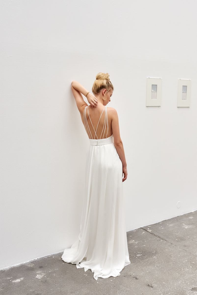 Sixtine - Showroom de robes de mariée à Nice - Blog mariage : La mariée aux pieds nus