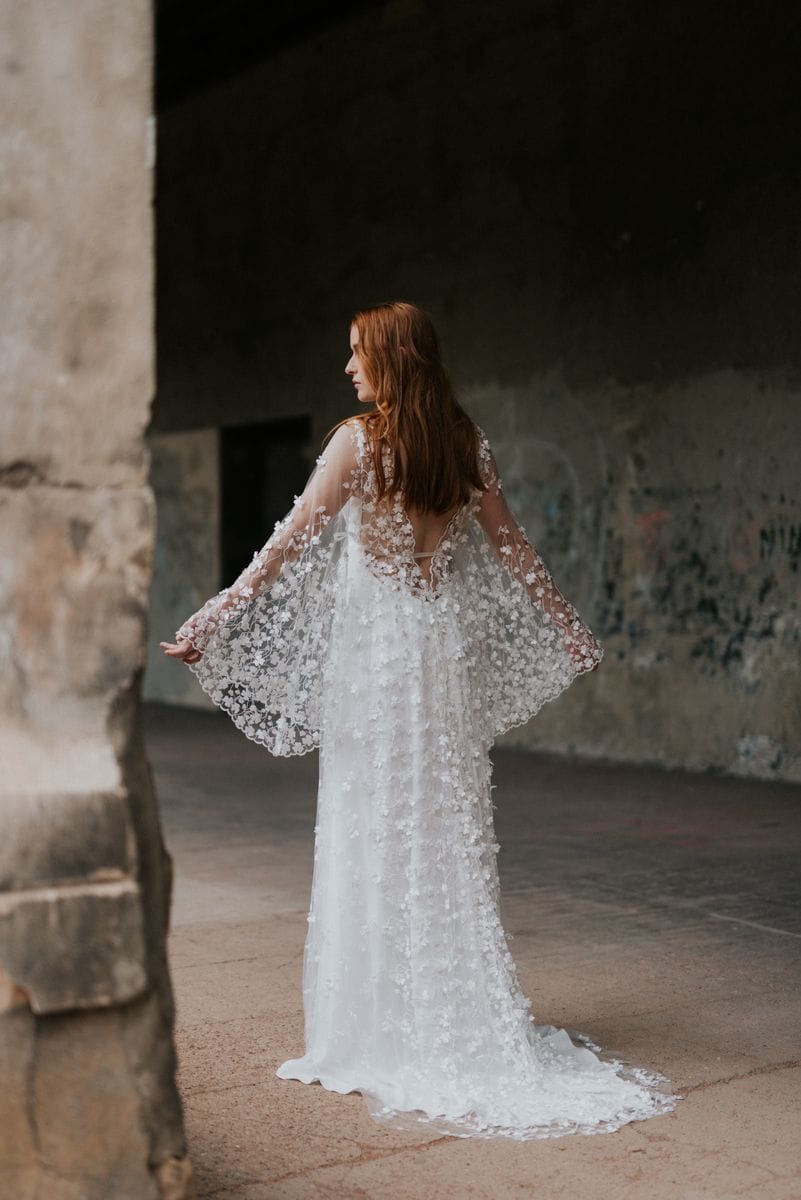 Sixtine - Showroom de robes de mariée à Nice - Blog mariage : La mariée aux pieds nus