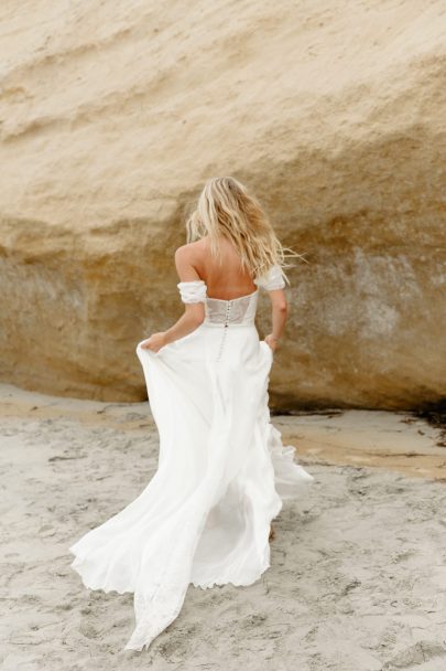 Essayer sa robe de mariée chez soi avec Christina Sfez - Try at home - Blog mariage : La mariée aux pieds nus