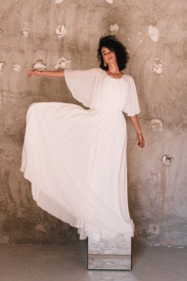 Clémentine Iacono - Robes de mariée - Collection 2019 - A découvrir sur le blog mariage : www.lamarieeauxpiedsnus.com