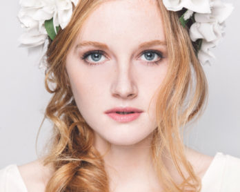 Les Dormeuses de Madapolam - Accessoires de mariée - A découvrir sur le blog mariage www.lamarieeauxpiedsnus.com - Photos : Fanny Dussol