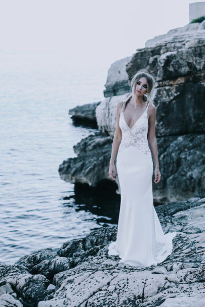 Manon Gontero - Robes de mariée - Collection 2017 - A découvrir sur le blog mariage www.lamarieeauxpiedsnus.ciom