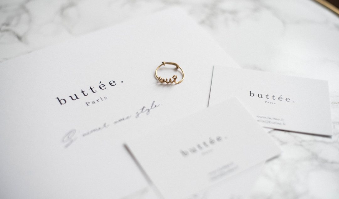 Buttée - Prêt à Porter - Mariée - Pull a messages - Blog mariage : La mariée aux pieds nus