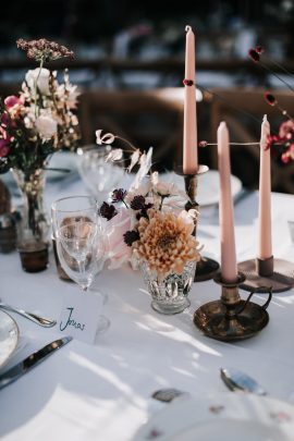 Un mariage bohème au Domaine Le Taleur - Photos : Delphine Closse - Blog mariage : La mariée aux pieds nus