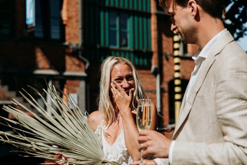 Un mariage bohème et intime en Belgique - Photos : Kaat de Malsche - Blog mariage : La mariée aux pieds nus